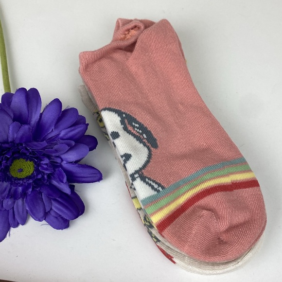 Snoopy Peanuts no show socks set of 3 Snoopy and Woodstock designs NEW - Picture 8 of 12